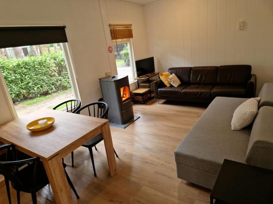 3 Bedroom Chalet On Camping Gt Balen Esterno foto
