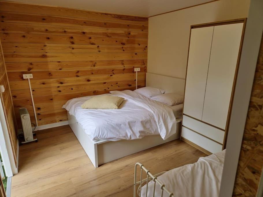 3 Bedroom Chalet On Camping Gt Balen Esterno foto